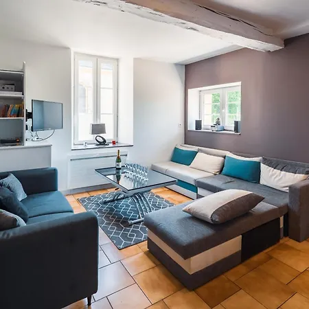 Ancien Presbytere * Saint-Aignan (Ardennes)